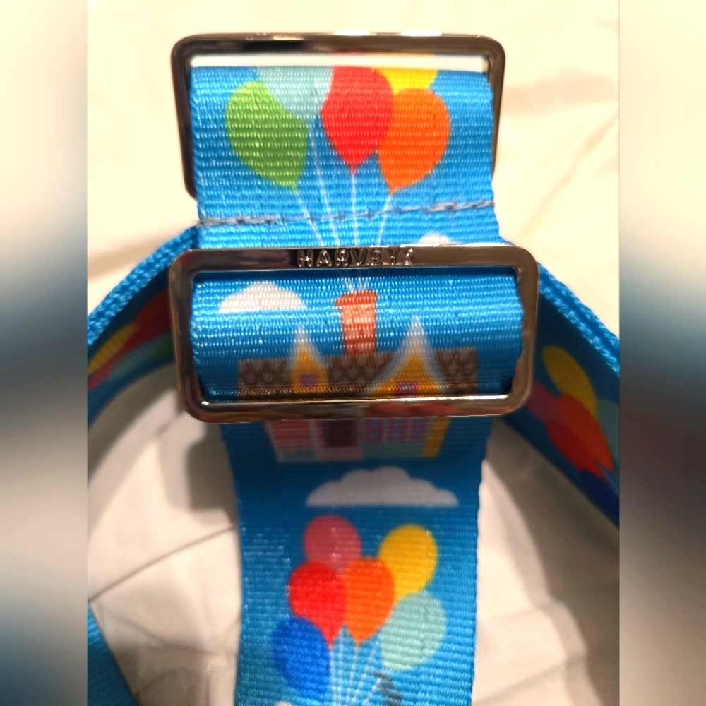Harveys DISNEY "UP" Click n Carry - Picture 2 of 2